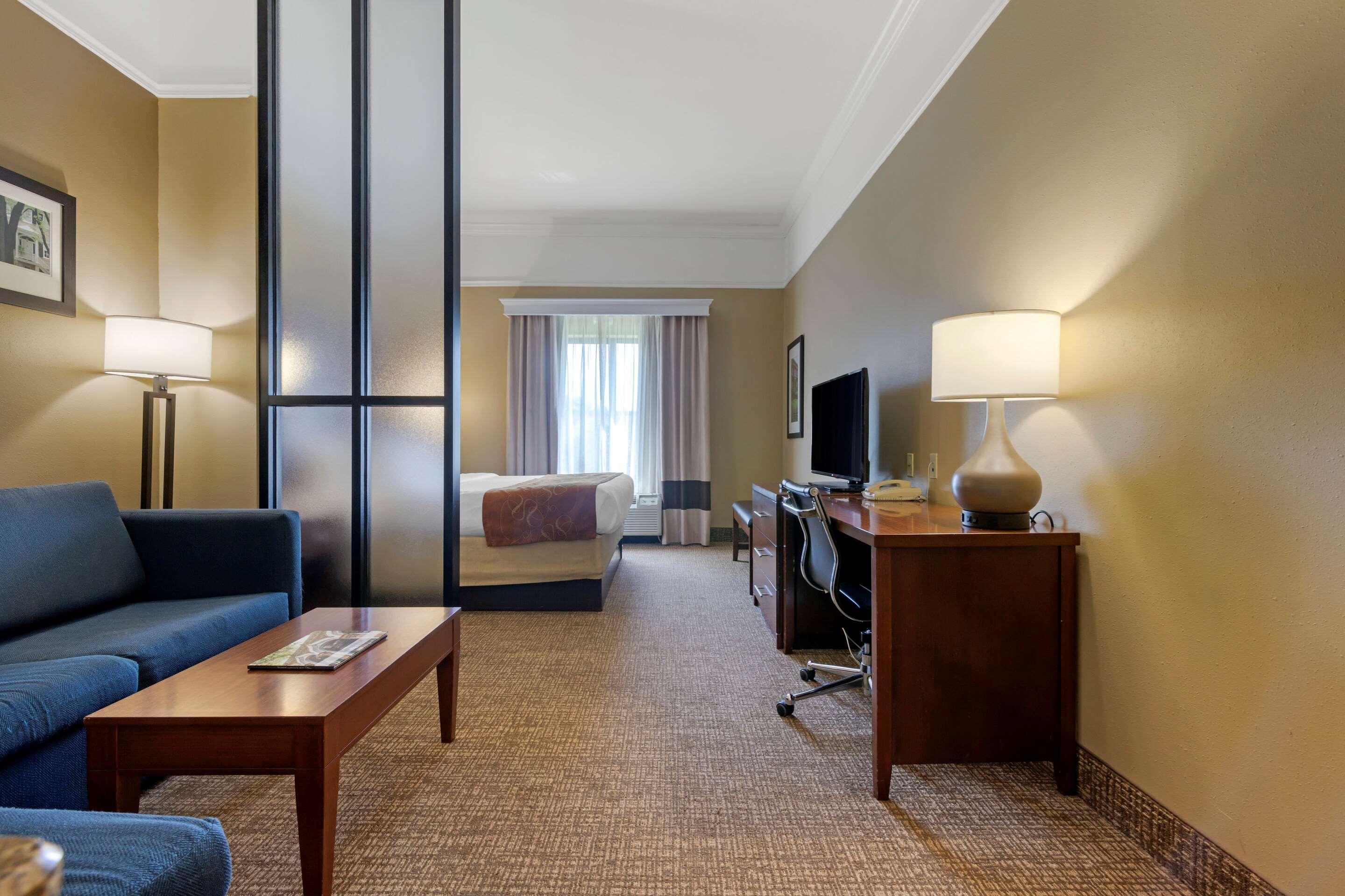 คอมฟอร์ต สวีท ซาแวนนาห์ นอร์ท Hotel พอร์ทเวนท์เวิร์ธ ภายนอก รูปภาพ